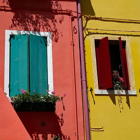 Colourful And Bright Flat - Beahost *