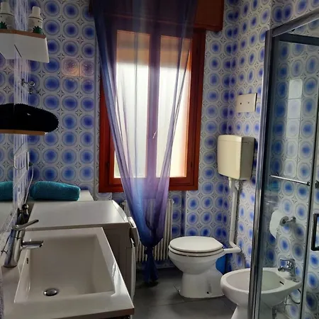 Colourful And Bright Flat - Beahost Apartment